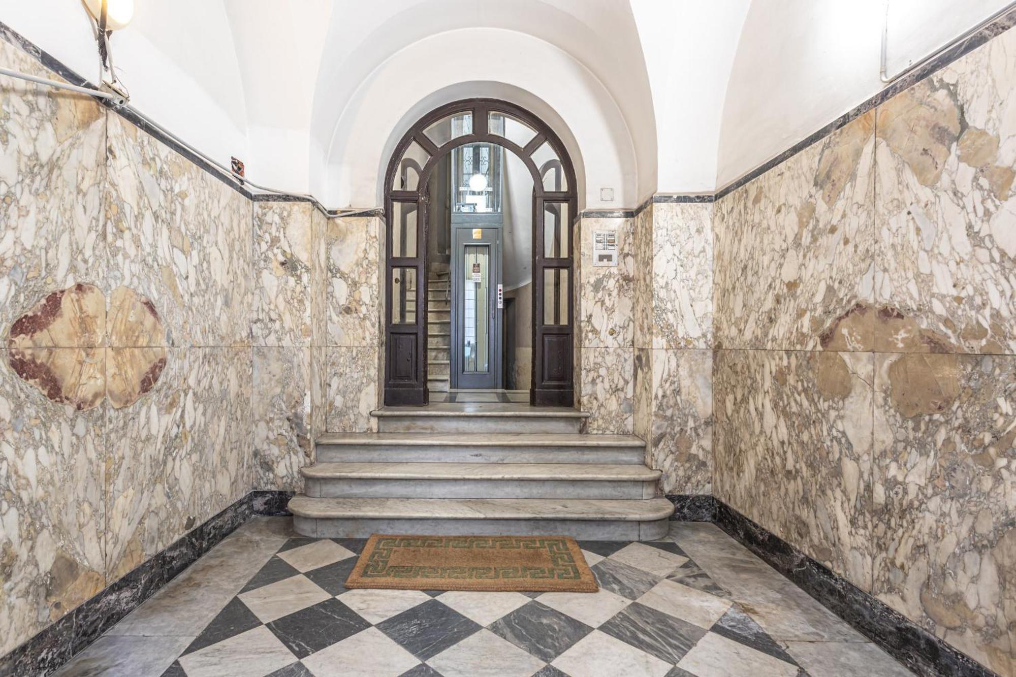 Private Apartment Colosseum روما المظهر الخارجي الصورة